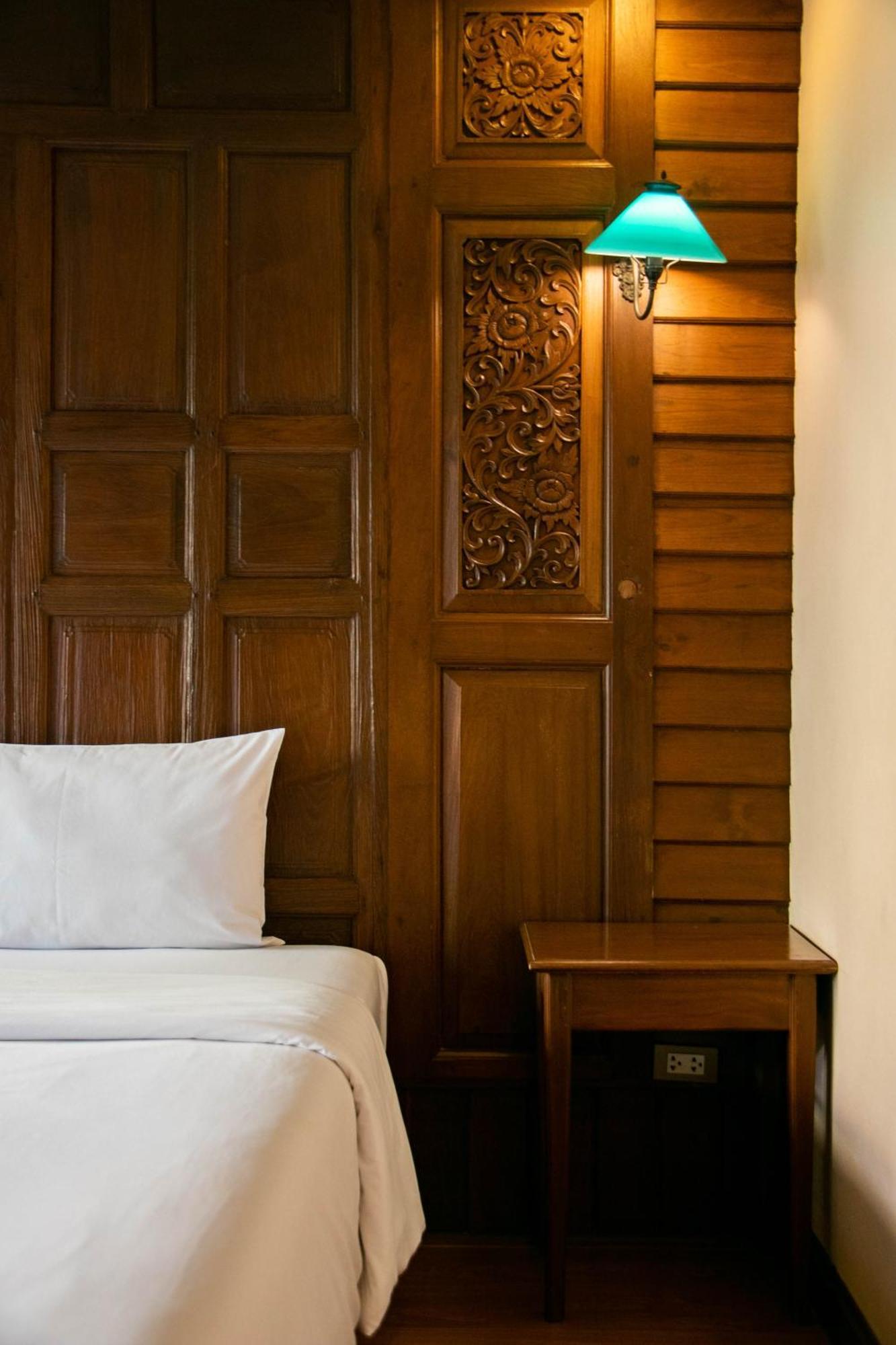 Lamphu Tree House Boutique Hotel Bangkok Exterior foto
